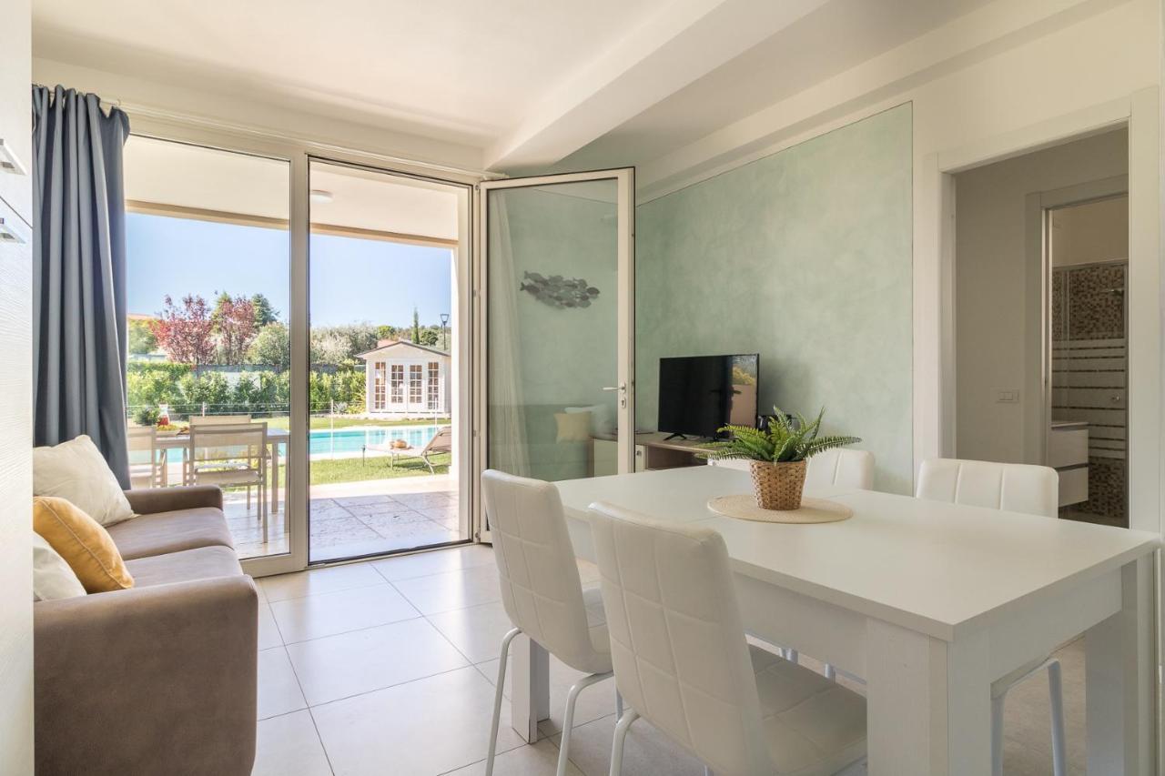 מנרבה דל גארדה Villa Meri מראה חיצוני תמונה
