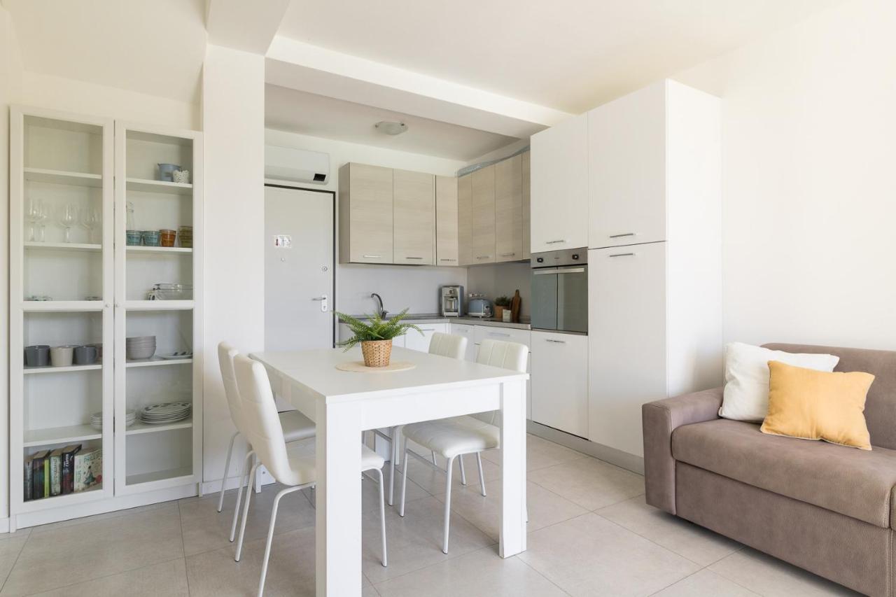 מנרבה דל גארדה Villa Meri מראה חיצוני תמונה