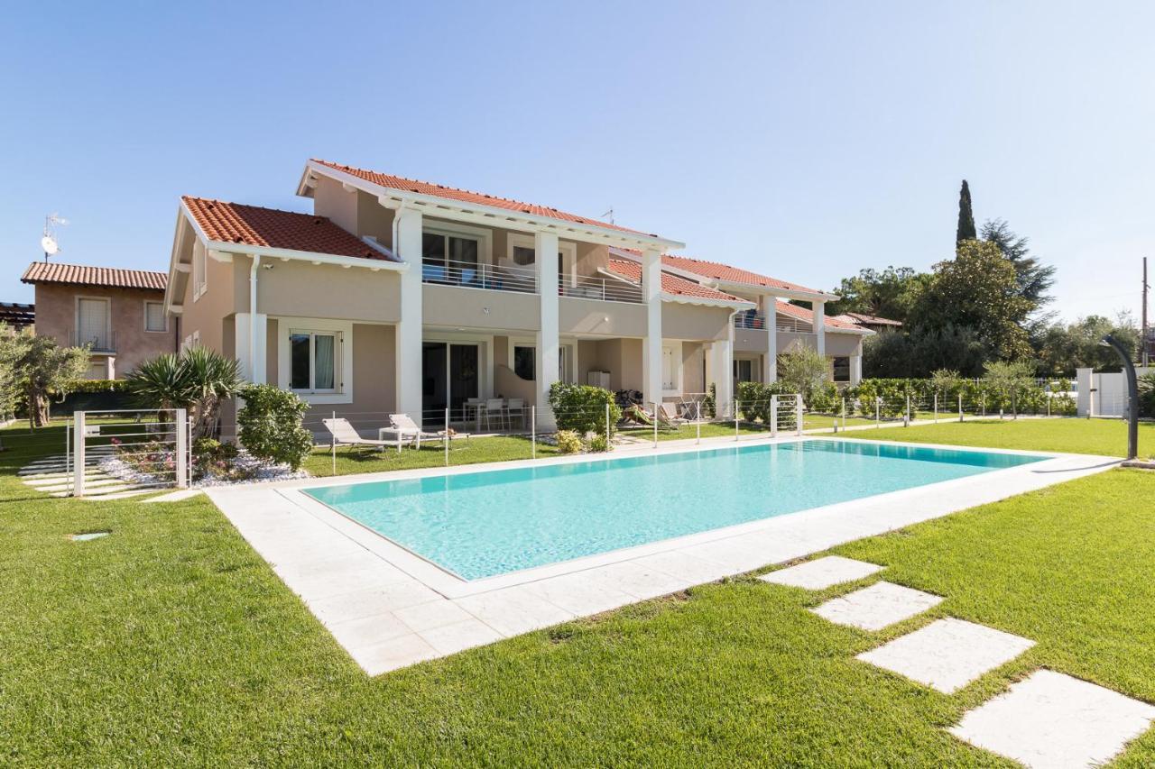 מנרבה דל גארדה Villa Meri מראה חיצוני תמונה