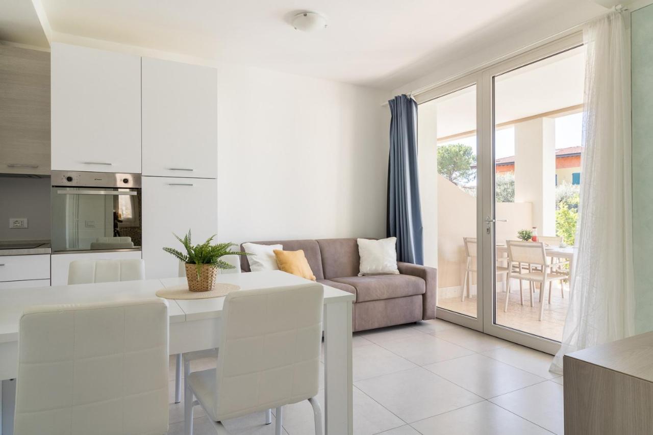 מנרבה דל גארדה Villa Meri מראה חיצוני תמונה