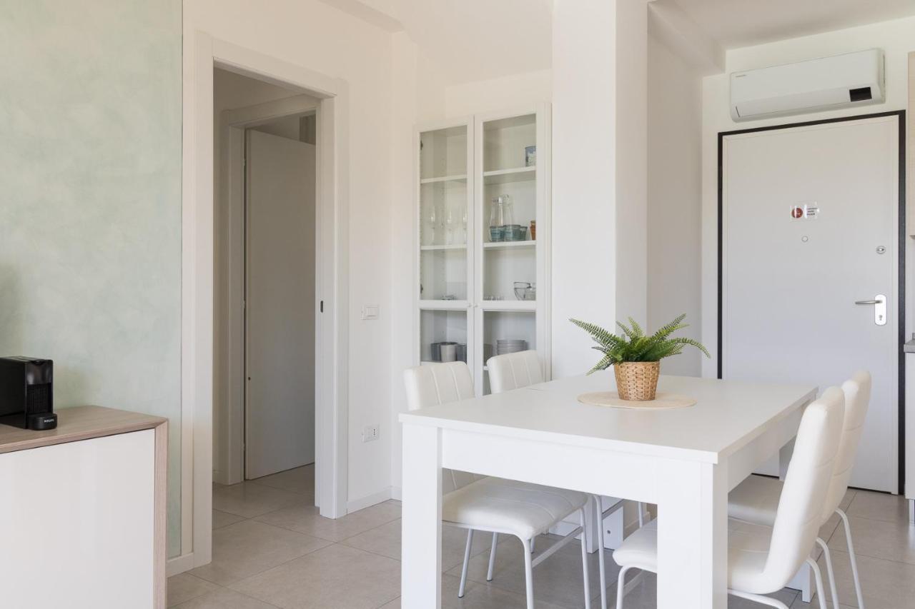 מנרבה דל גארדה Villa Meri מראה חיצוני תמונה