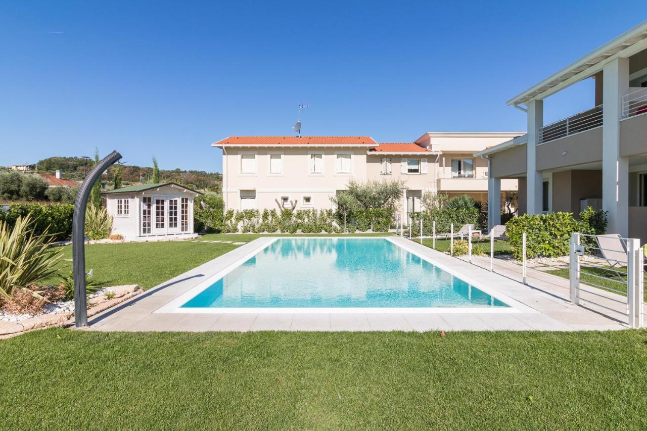 מנרבה דל גארדה Villa Meri מראה חיצוני תמונה